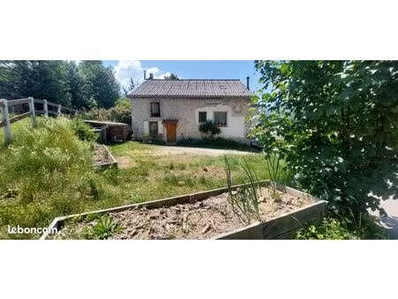 maison 6 pièces — 111m² (loi carrez) - 124 m²