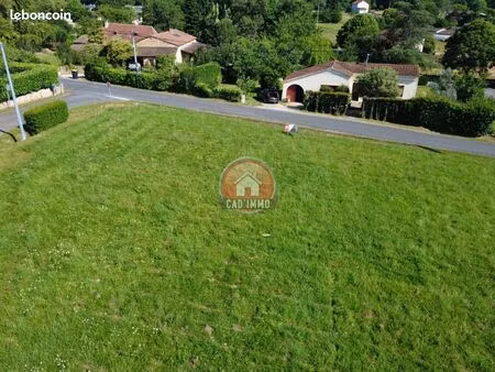 terrain 1302 m² saint-sauveur