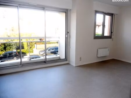 t1 27m² en residense securisee quartier hopital