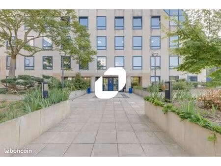 bureaux 220 m²