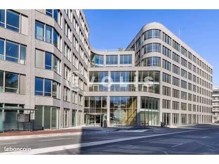 local bureaux 1 098 m²
