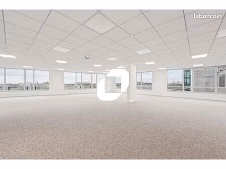 bureaux 454 m²