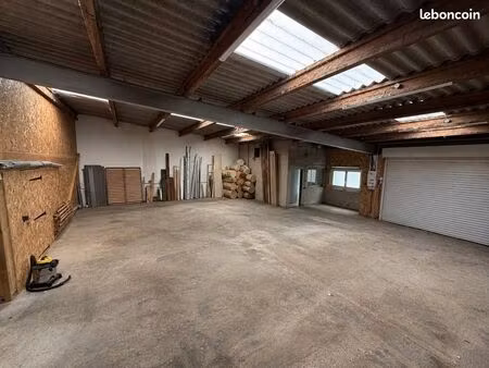 bureaux 144 m²