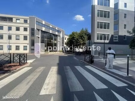 boulangerie/pâtisserie 330 m²