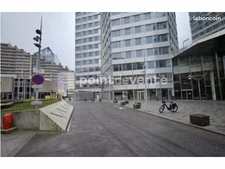 local commercial 242 m²