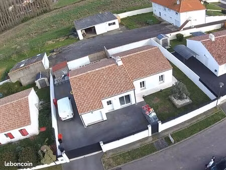 maison 4 chambres beauvoir sur mer 85230