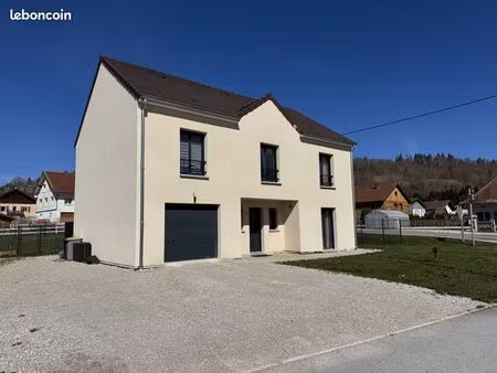 maison mouthe