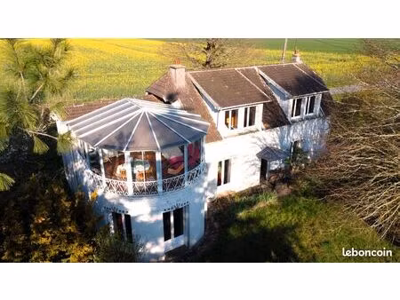 propriété 5 pièces 147 m²
