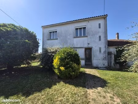 maison 6 pièces 122 m²