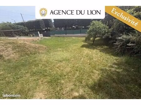 terrain 1 000 m² dreux