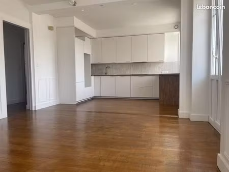 appartement rénové t2 50m2