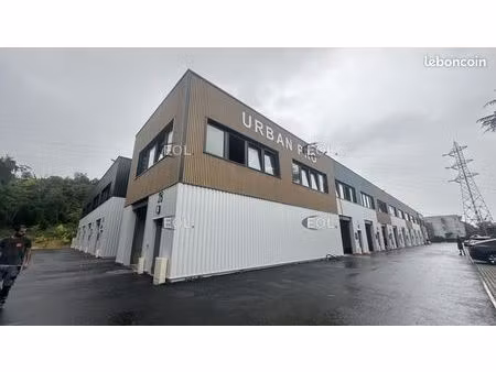 local bureaux 2 263 m²