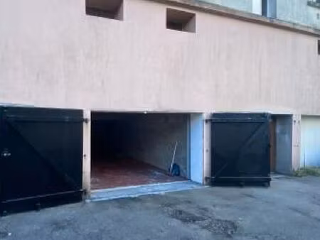 garage de 28m2 secteur place strasbourg