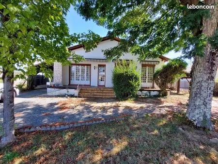 propriété 7 pièces 93 m²