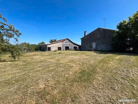 ferme 4 pièces 94 m²