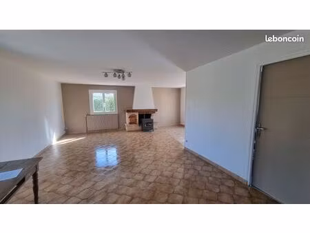 maison dans petite commune