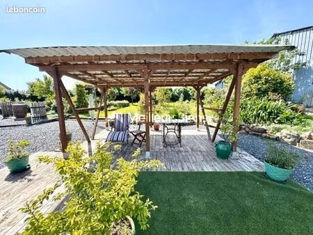 maison 6 pièces 162 m²