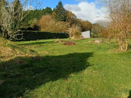 terrain constructible - viabilisé - libre de constructeur - hors lotissement