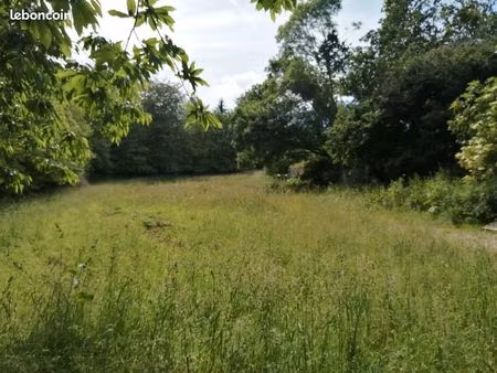 a vendre terrain agricole ou de loisirs