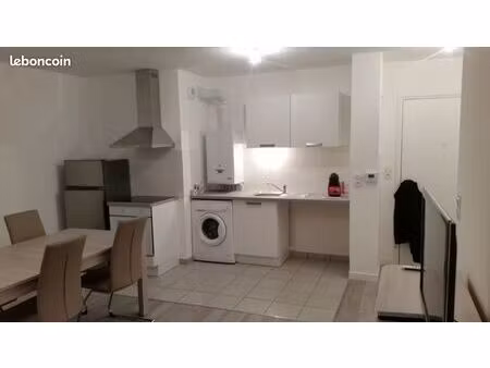 vend appartement t2 42m2 meublé avec parking chartres centre