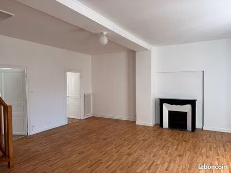 appartement t5 centre-ville