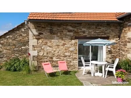 studio lumineux meublé avec terrasse  jardin et 1 place de parking