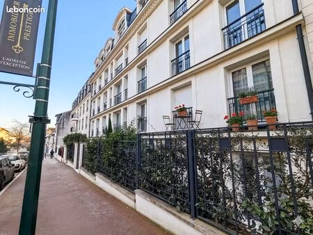 beau 3p terrasse et parking