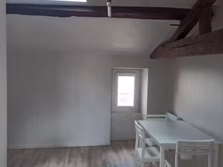 appartement t2 meublé montaigu centre