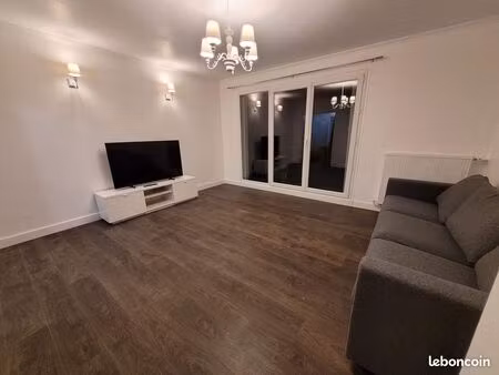 grand appartement familial avec parking