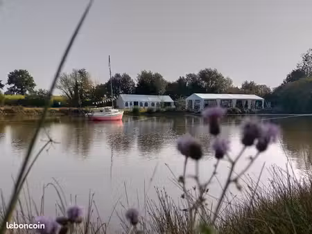 urgent: fond de commerce pour guinguette avec licence 3 (cessation d'activité en septembre