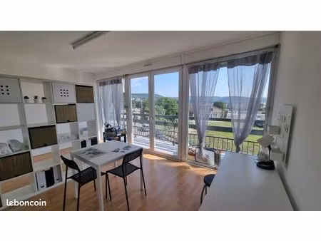 chaprais les cras - studio lumineux calme et securise pour etudiant - balcon - parking