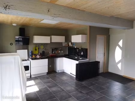 a bourth f4 120 m2 entièrement refait à neuf