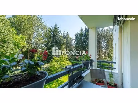 résidence les capucines – 4 pièces avec 2 balcons  parking et ravalement énergétique récen