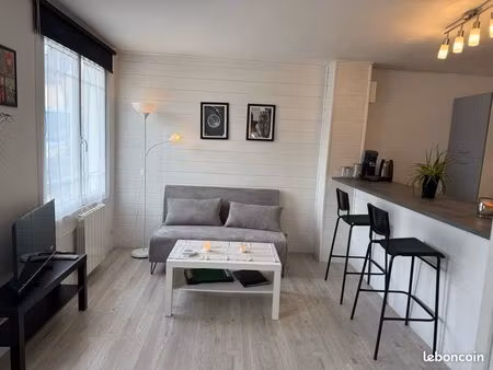appartement meublé indépendant de 32 m² – le vaudreuil – 750 cc