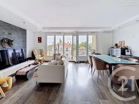 appartement 4 pièces 92 m²