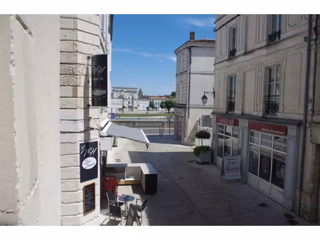 saintes centre t2