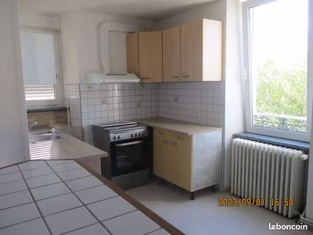 f4 appartement 100m2 (bonne isolation)