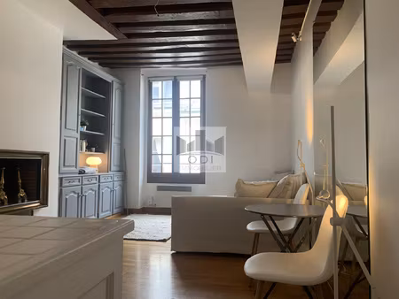 studio au coeur de l'ile saint louis