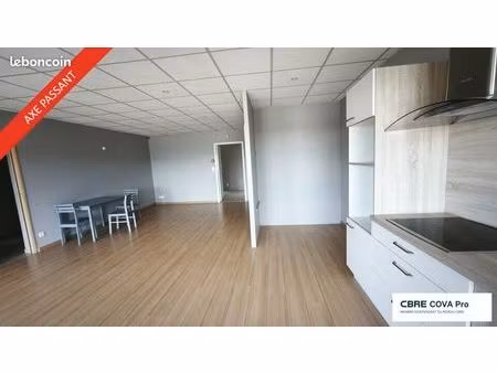 local commercial 70 m²