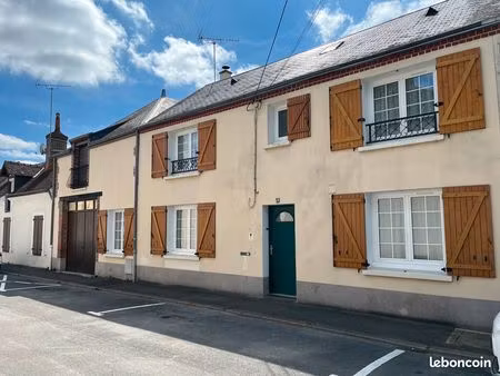 maison de ville 6 pièces 150 m2 et garage + 60 m2