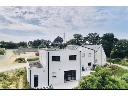 maison contemporaine de 105 m² à thorigne-fouillard