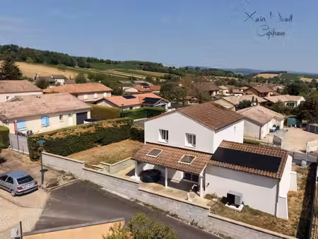 maison à vendre 5 pièces proche de pont de vaux (01)