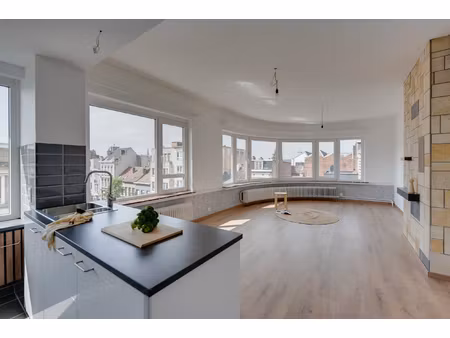 appartement te koop in borgerhout met 2 slaapkamers