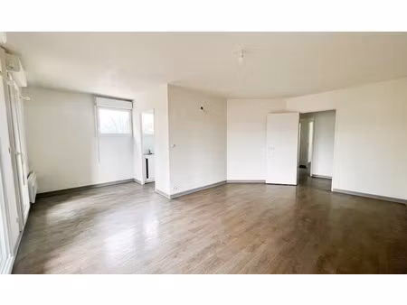 appartement - 3 p - 77 40 m2 - 2