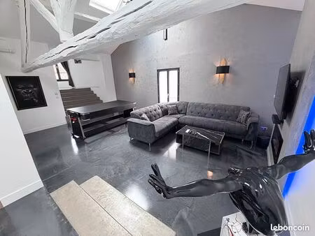 loft 5 pièces 130 m²