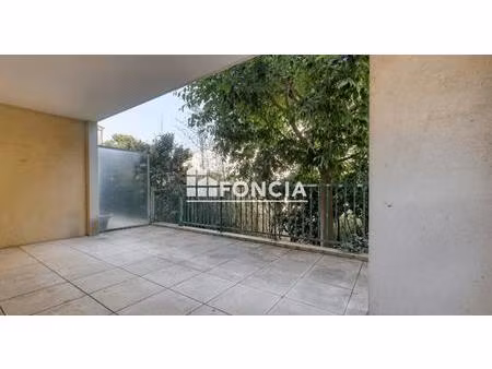 appartement 2 pieces avec terrasse et jardin au calme