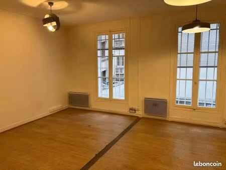 bureaux 80 m²