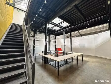 bureau 580 m²