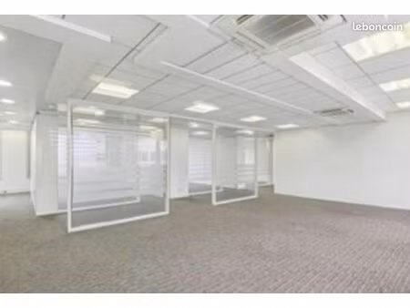 bureaux 6 507 m²