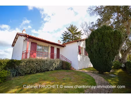 exclusivite. maison sur sous-sol à proximité des herbiers.